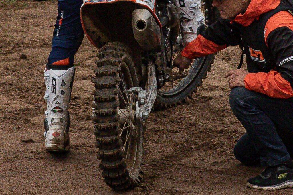 Långsiktig sänkning av ljudnivåer i motocross